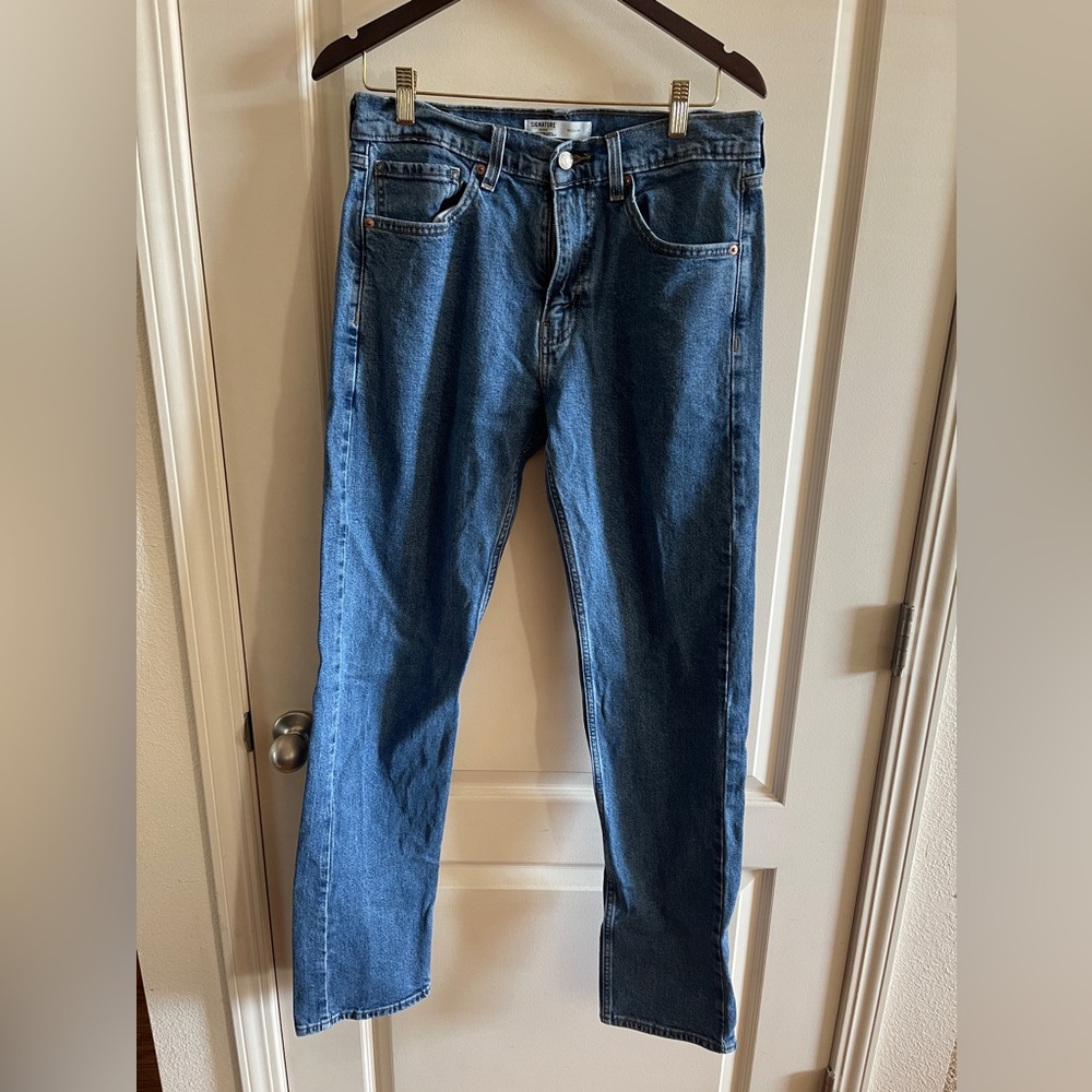 Signature Levis Jeans